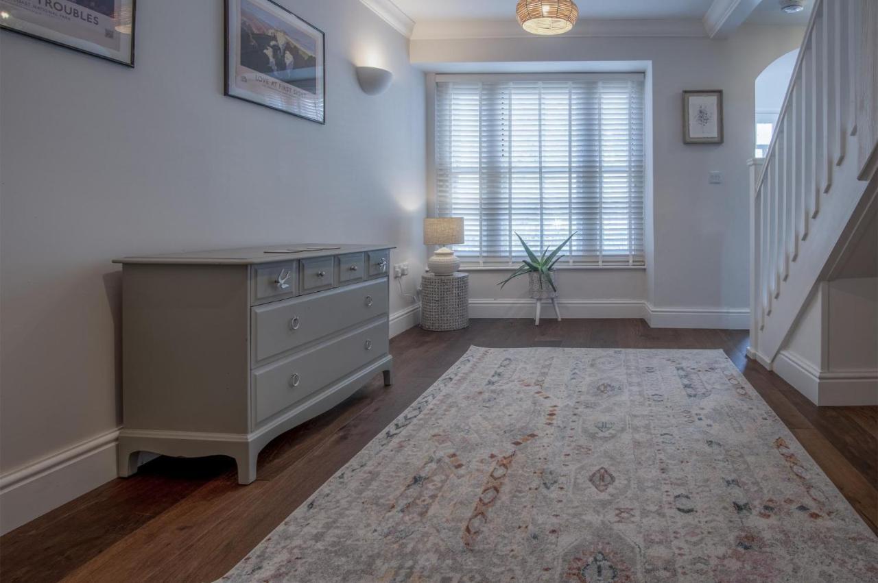 Noe Acre - 3 Bedroom Cottage - テンビー エクステリア 写真